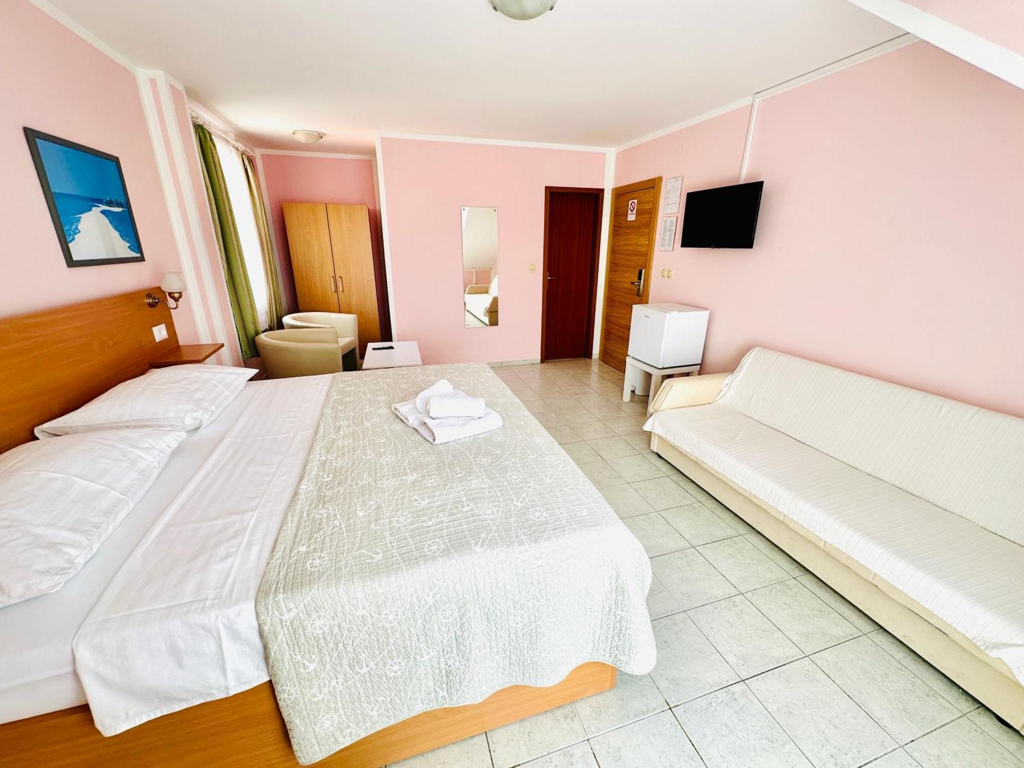Pansion Begic Hotel Omiš Екстериор снимка