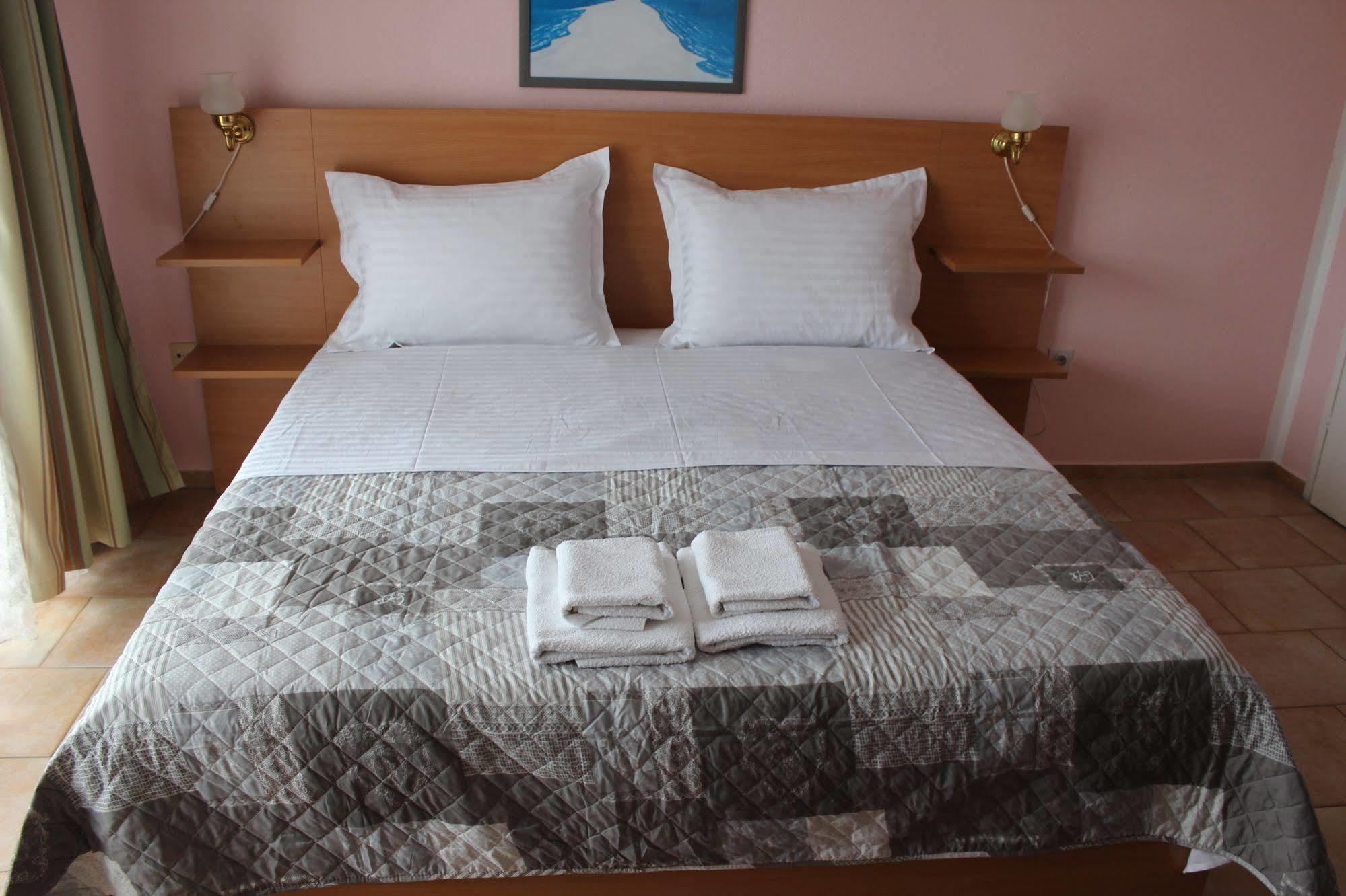 Pansion Begic Hotel Omiš Екстериор снимка